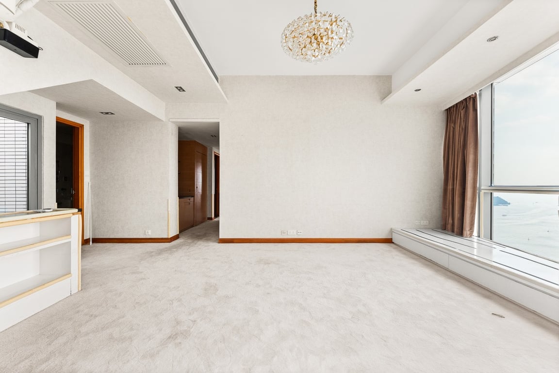 https://img.propertyraptor.com/cdn-cgi/imagedelivery/KD5bF_AFL0JDTbKLWF7z9g/ap8/ap8_001/hornet/prp/img/0e0d38cdd7d721fa2b260ad529dd1e54-wtm.jpg/public