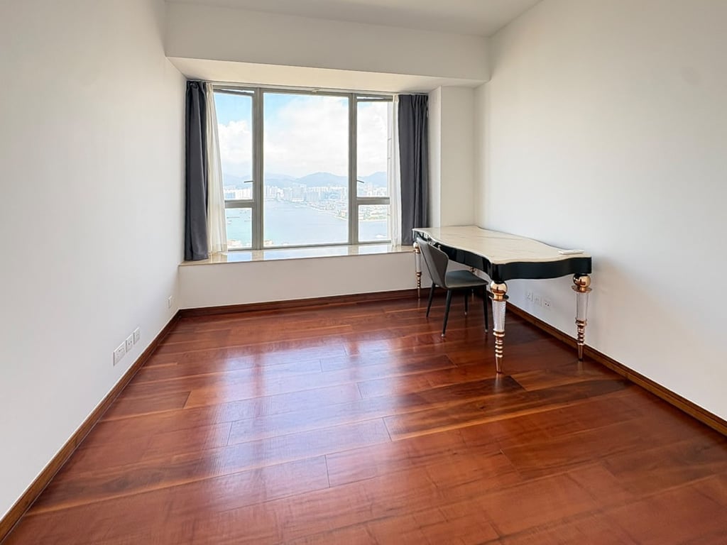 https://img.propertyraptor.com/cdn-cgi/imagedelivery/KD5bF_AFL0JDTbKLWF7z9g/ap8/ap8_001/hornet/prp/img/0e908ee9c0956ec7edcefccfed6a1800-wtm.jpg/public
