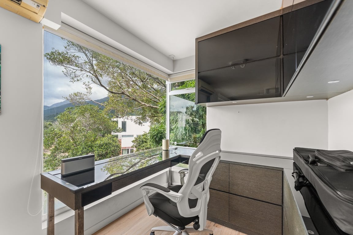 https://img.propertyraptor.com/cdn-cgi/imagedelivery/KD5bF_AFL0JDTbKLWF7z9g/ap8/ap8_001/hornet/prp/img/0f3fa83fb1ce0c38048d80a173f623d7-wtm.jpg/public
