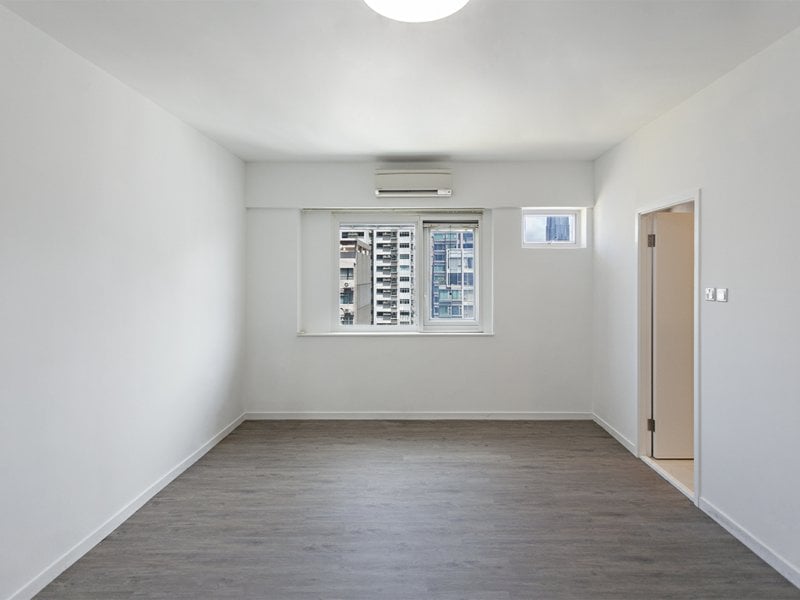 https://img.propertyraptor.com/cdn-cgi/imagedelivery/KD5bF_AFL0JDTbKLWF7z9g/ap8/ap8_001/hornet/prp/img/0f53b81ffb721b39e6991c3c67691c67.jpg/public
