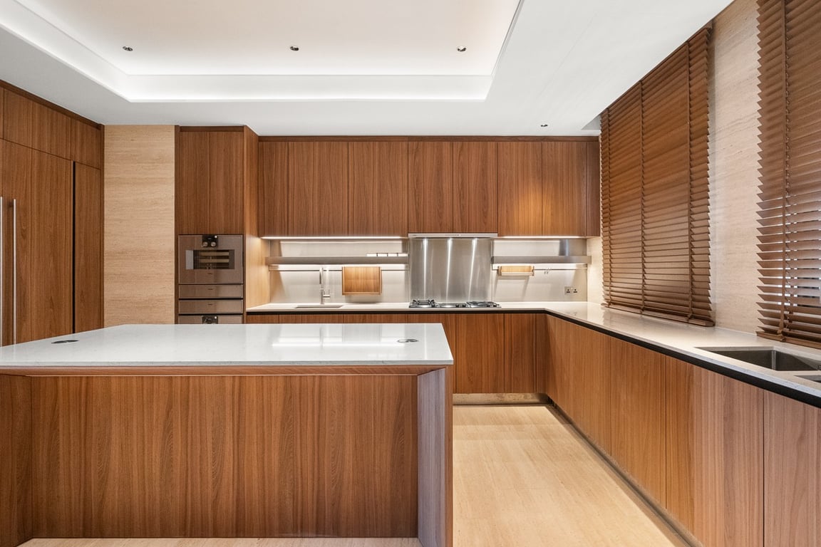 https://img.propertyraptor.com/cdn-cgi/imagedelivery/KD5bF_AFL0JDTbKLWF7z9g/ap8/ap8_001/hornet/prp/img/0ff632db9e0ad27bb0181f2ef46be97e-wtm.jpg/public