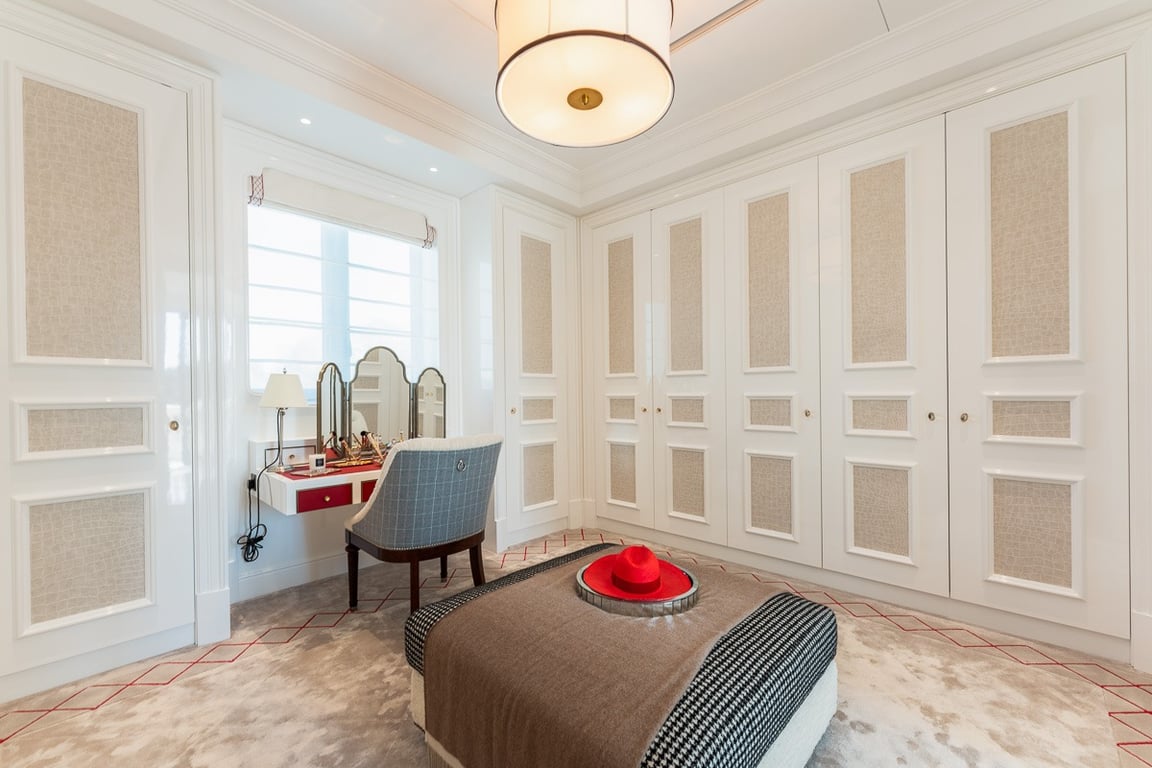 https://img.propertyraptor.com/cdn-cgi/imagedelivery/KD5bF_AFL0JDTbKLWF7z9g/ap8/ap8_001/hornet/prp/img/1030ae8ea573255a961642162b2a83d1-wtm.jpg/public