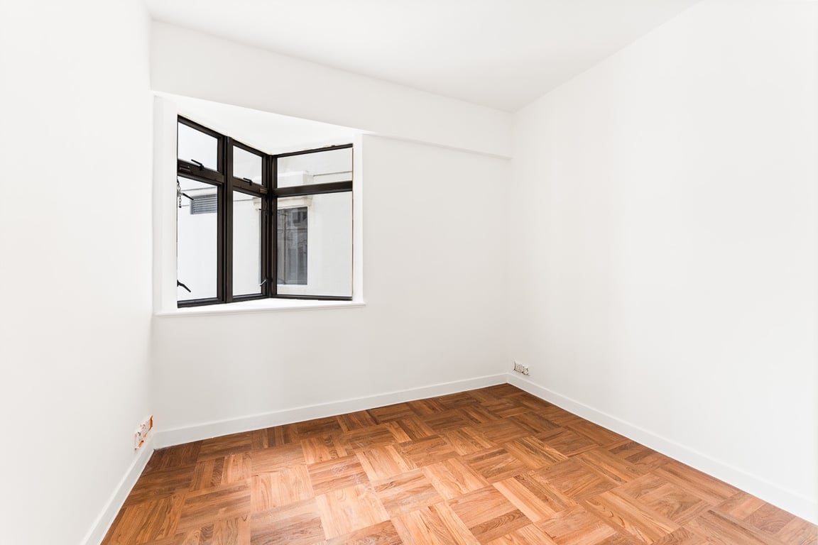 https://img.propertyraptor.com/cdn-cgi/imagedelivery/KD5bF_AFL0JDTbKLWF7z9g/ap8/ap8_001/hornet/prp/img/1044911fda152ff042af8f644ed8ea6a-wtm.jpg/public