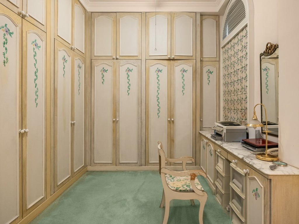 https://img.propertyraptor.com/cdn-cgi/imagedelivery/KD5bF_AFL0JDTbKLWF7z9g/ap8/ap8_001/hornet/prp/img/10b6fd492b9f0a38337e153a4e9354f5-wtm.jpg/public