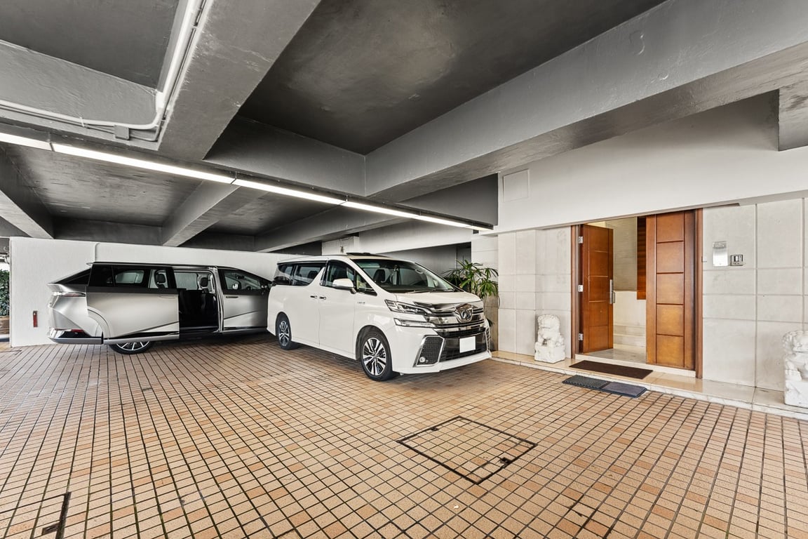 https://img.propertyraptor.com/cdn-cgi/imagedelivery/KD5bF_AFL0JDTbKLWF7z9g/ap8/ap8_001/hornet/prp/img/10d4030c2f48d48eaa8f43e18a0b2461-wtm.jpg/public