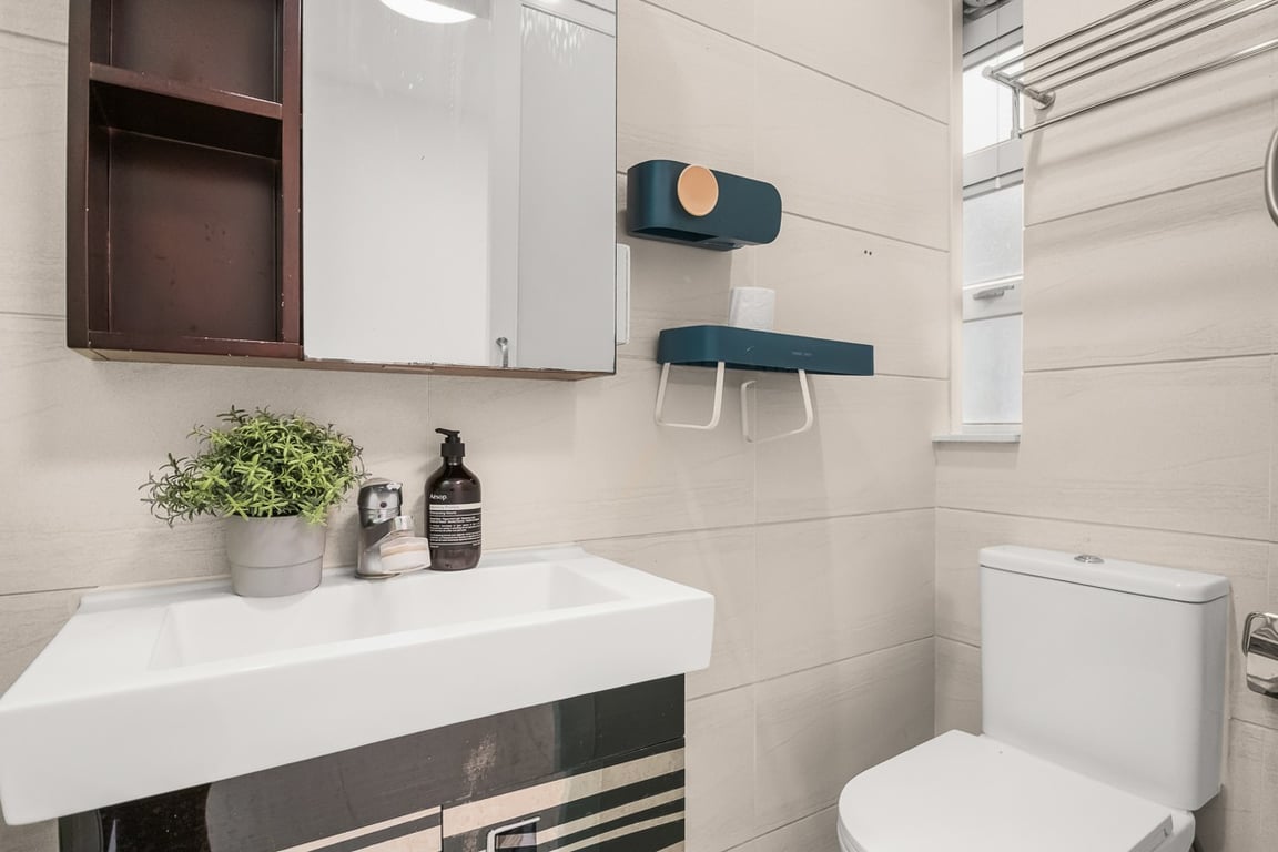 https://img.propertyraptor.com/cdn-cgi/imagedelivery/KD5bF_AFL0JDTbKLWF7z9g/ap8/ap8_001/hornet/prp/img/10e40b1a7b49bac42f3489b78068acb8-wtm.jpg/public