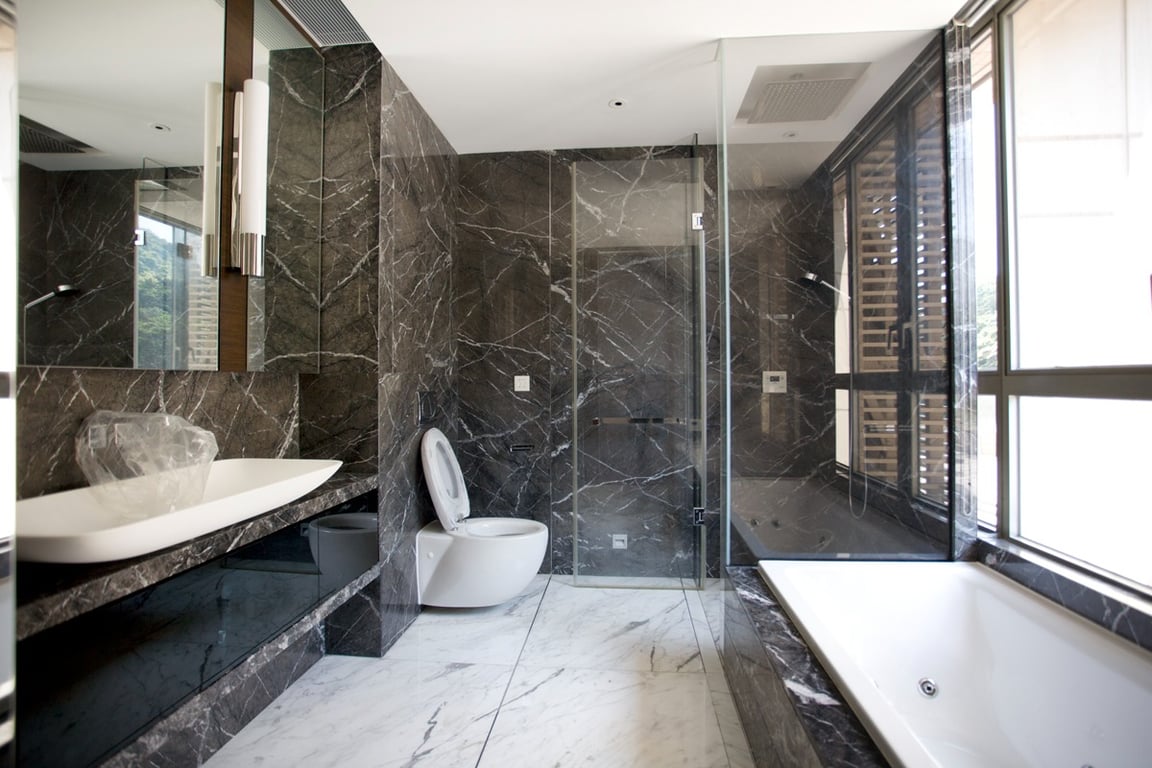 https://img.propertyraptor.com/cdn-cgi/imagedelivery/KD5bF_AFL0JDTbKLWF7z9g/ap8/ap8_001/hornet/prp/img/10f0a5bc5f00063da09b36cd280da5c5-wtm.jpg/public