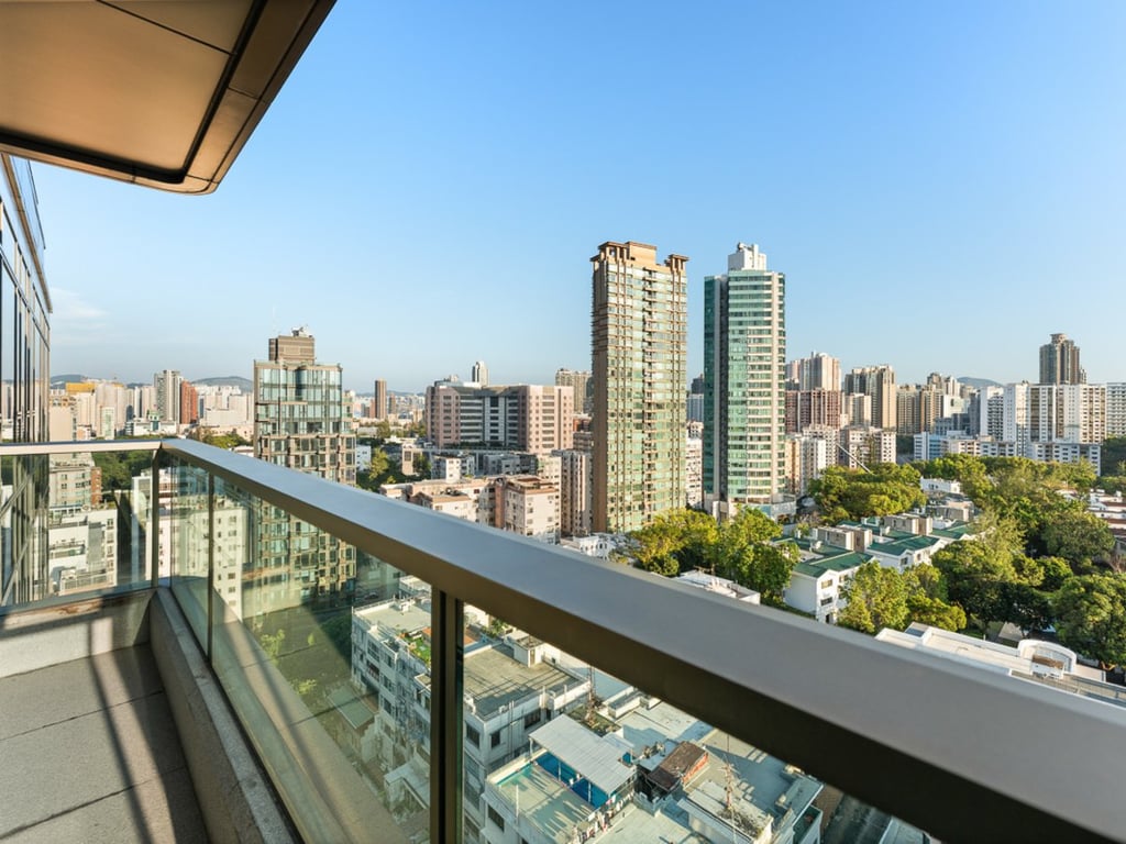 https://img.propertyraptor.com/cdn-cgi/imagedelivery/KD5bF_AFL0JDTbKLWF7z9g/ap8/ap8_001/hornet/prp/img/11143dd0a4ebdea555d4d60854ef10fc-wtm.jpg/public