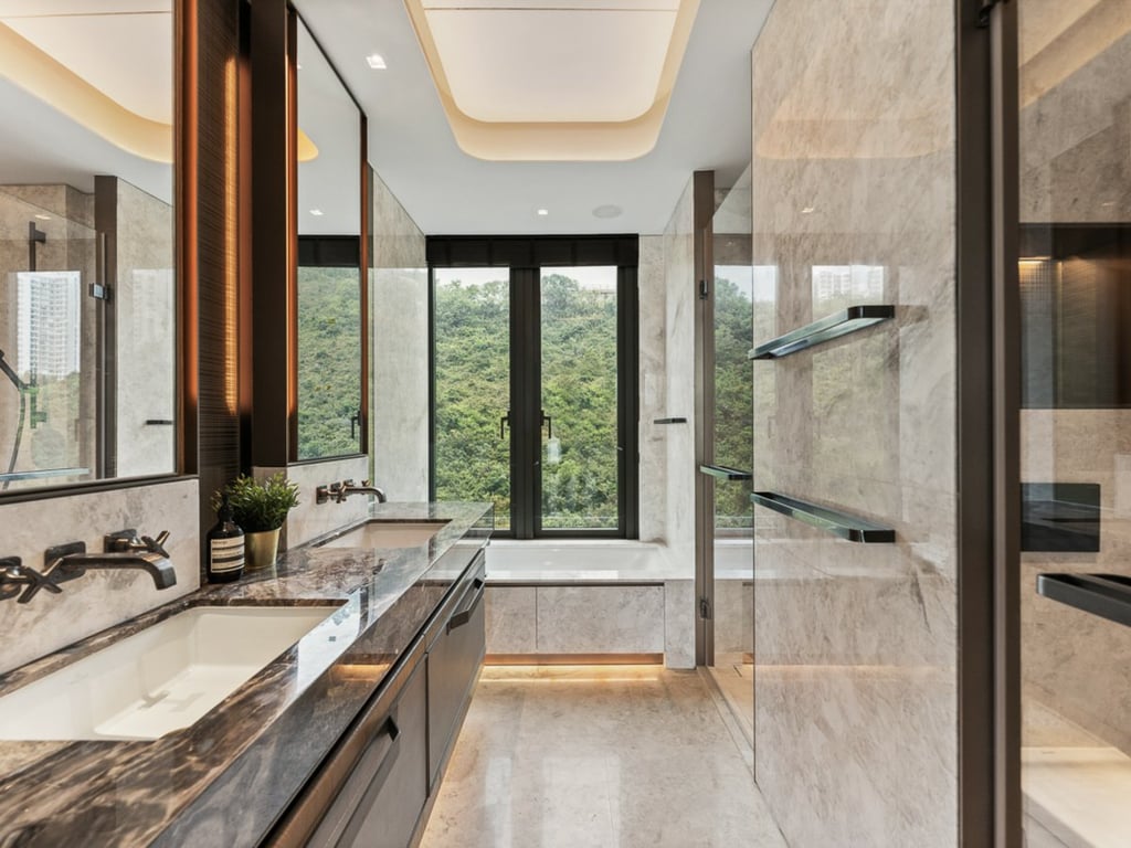 https://img.propertyraptor.com/cdn-cgi/imagedelivery/KD5bF_AFL0JDTbKLWF7z9g/ap8/ap8_001/hornet/prp/img/1158ac2a28d07bdf92707655f12e3acb.jpg/public