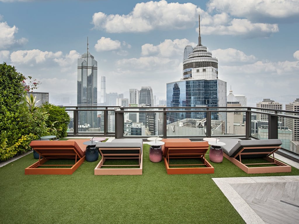 https://img.propertyraptor.com/cdn-cgi/imagedelivery/KD5bF_AFL0JDTbKLWF7z9g/ap8/ap8_001/hornet/prp/img/11a2f705ca219e8779d10f6af3bb3618.jpg/public