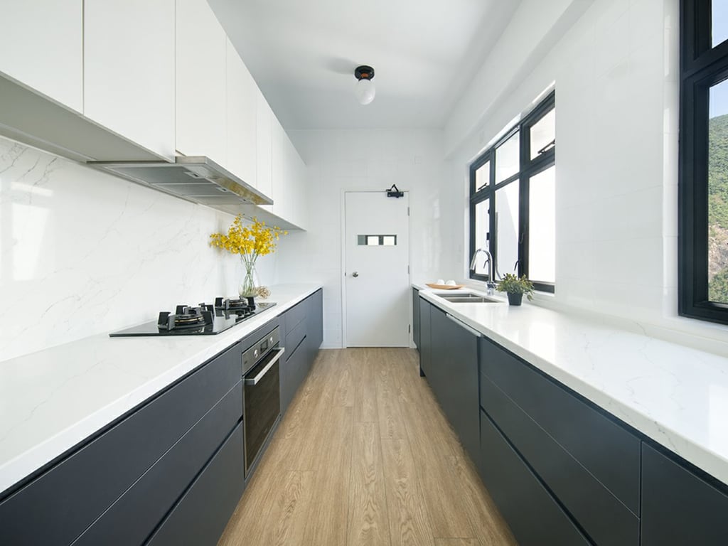 Repulse Bay Apartments