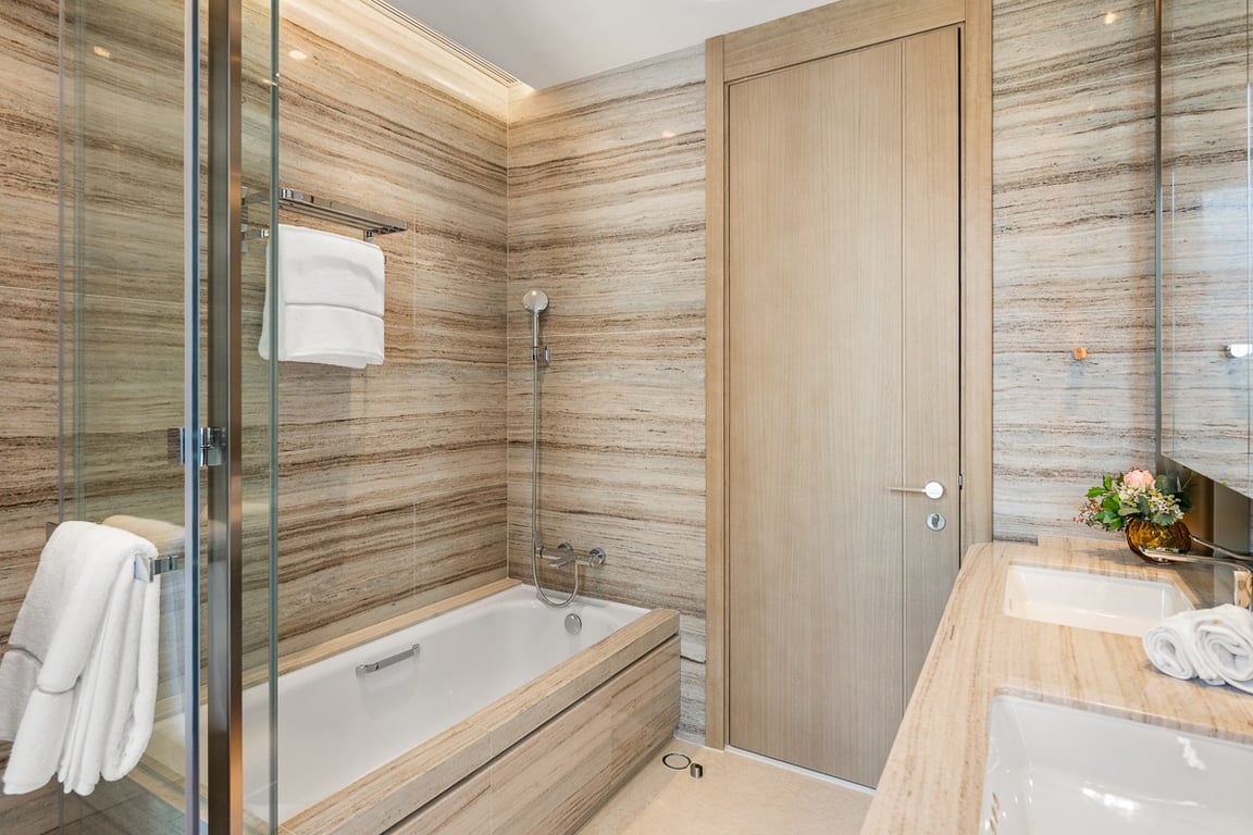 https://img.propertyraptor.com/cdn-cgi/imagedelivery/KD5bF_AFL0JDTbKLWF7z9g/ap8/ap8_001/hornet/prp/img/11b0c1293dbc069fdb0ec6bf1f221d0e-wtm.jpg/public