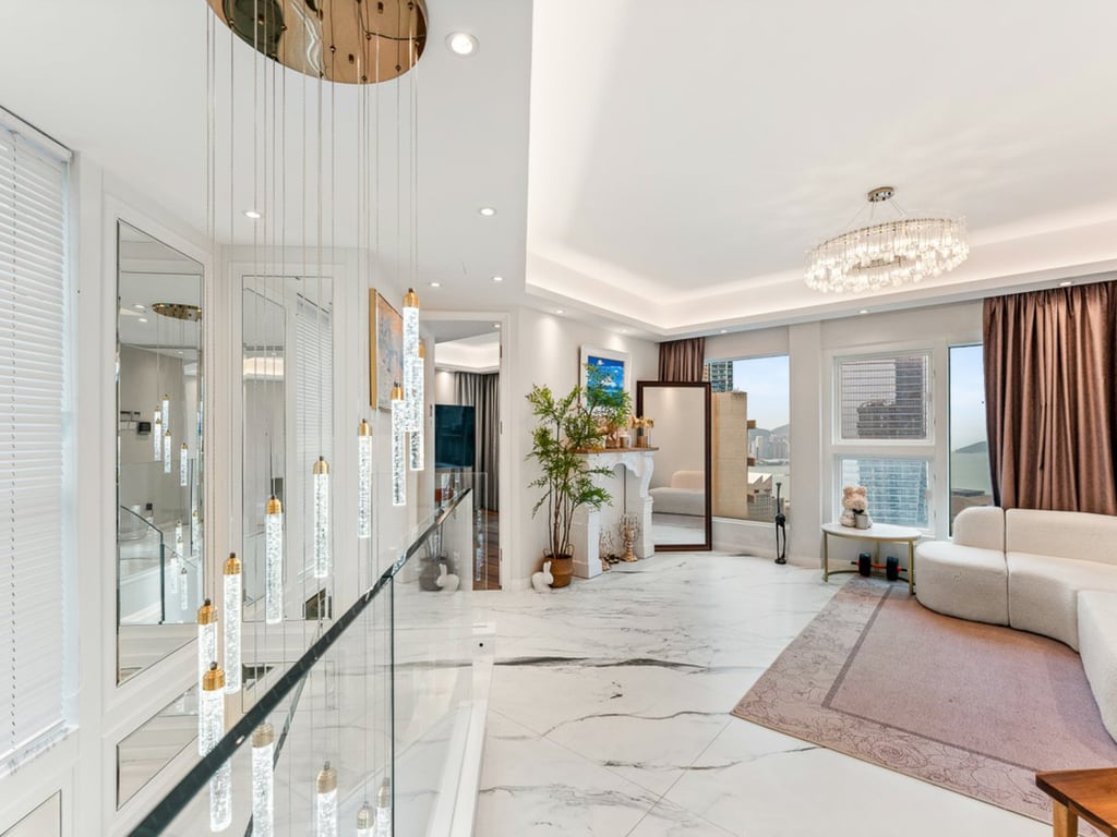 https://img.propertyraptor.com/cdn-cgi/imagedelivery/KD5bF_AFL0JDTbKLWF7z9g/ap8/ap8_001/hornet/prp/img/1254642cac0368c1cf19e3d06776c3e8-wtm.jpg/public
