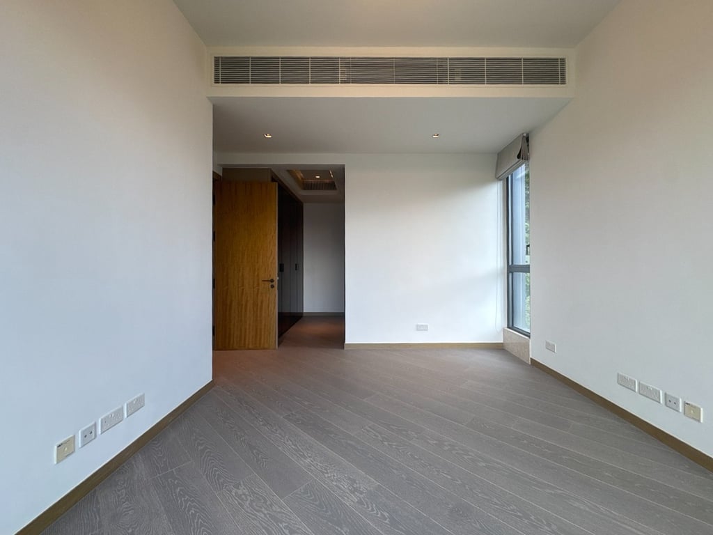 https://img.propertyraptor.com/cdn-cgi/imagedelivery/KD5bF_AFL0JDTbKLWF7z9g/ap8/ap8_001/hornet/prp/img/13484e13dd10ff9fdbba5f549f87aace-wtm.jpg/public