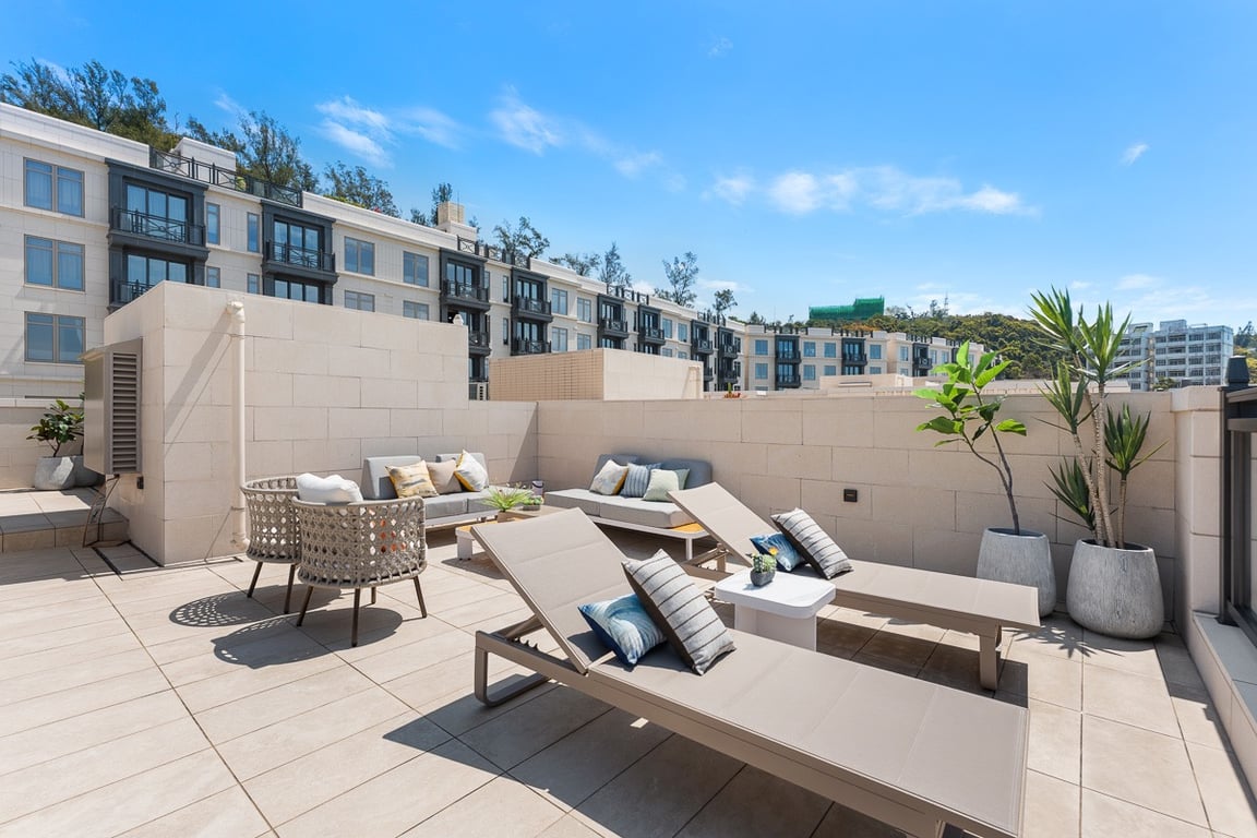 https://img.propertyraptor.com/cdn-cgi/imagedelivery/KD5bF_AFL0JDTbKLWF7z9g/ap8/ap8_001/hornet/prp/img/13fdc34c7819c9fc5647acbf0df4707e-wtm.jpg/public