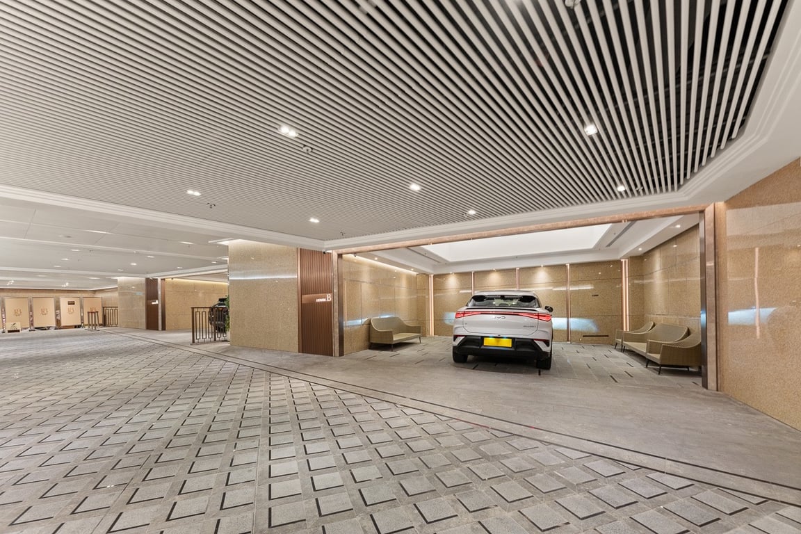 https://img.propertyraptor.com/cdn-cgi/imagedelivery/KD5bF_AFL0JDTbKLWF7z9g/ap8/ap8_001/hornet/prp/img/149758d89654182c7d5b1a66a600db35-wtm.jpg/public