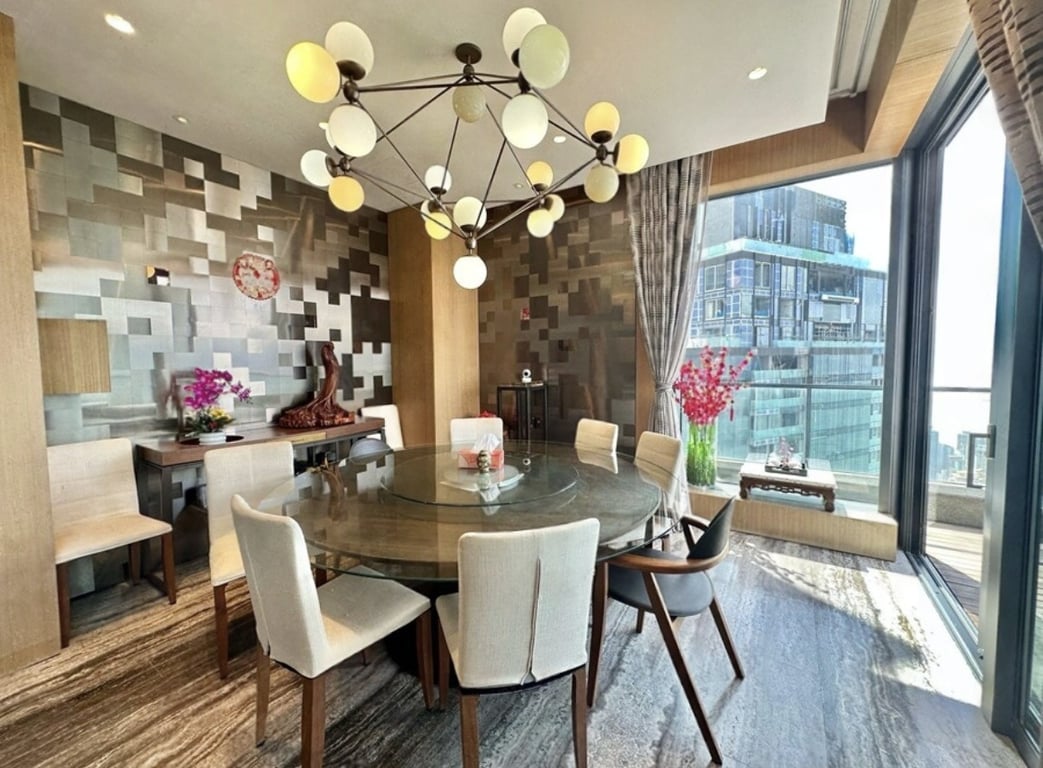 Azura Penthouse Duplex