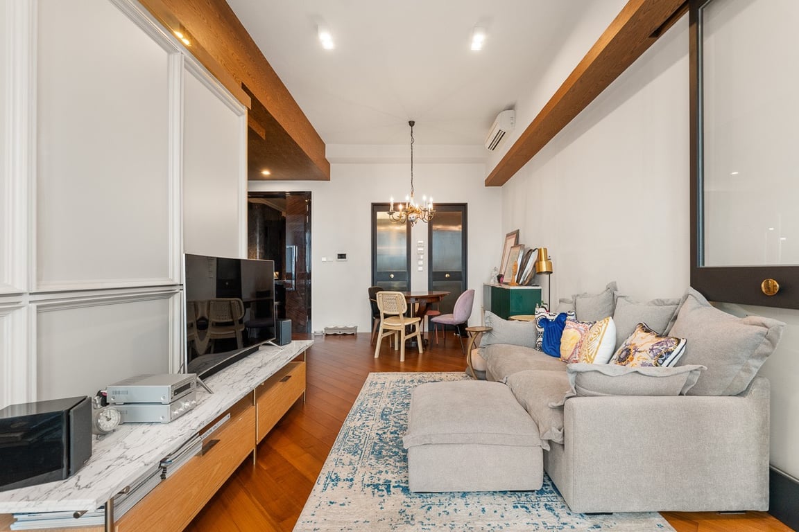 https://img.propertyraptor.com/cdn-cgi/imagedelivery/KD5bF_AFL0JDTbKLWF7z9g/ap8/ap8_001/hornet/prp/img/151dddf2d1cf707d14d3197d215f437e-wtm.jpg/public