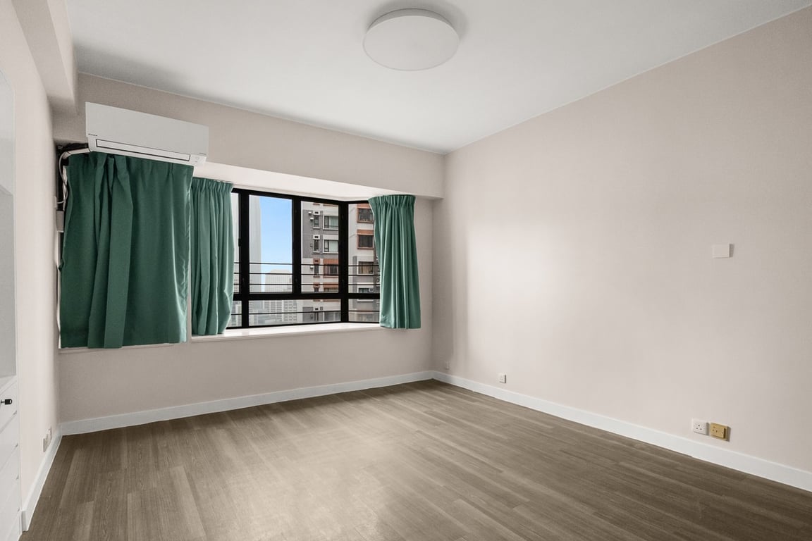 https://img.propertyraptor.com/cdn-cgi/imagedelivery/KD5bF_AFL0JDTbKLWF7z9g/ap8/ap8_001/hornet/prp/img/15992f51b6491998e0b08a3c707ca67b-wtm.jpg/public