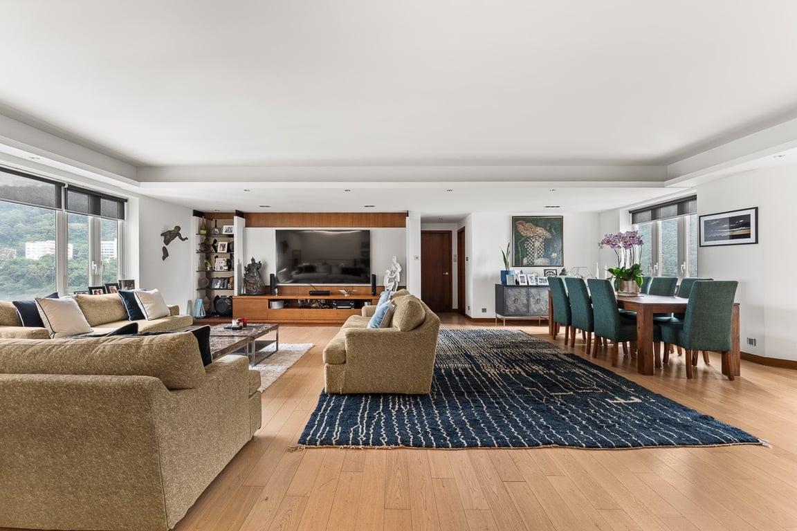 https://img.propertyraptor.com/cdn-cgi/imagedelivery/KD5bF_AFL0JDTbKLWF7z9g/ap8/ap8_001/hornet/prp/img/15bc21646b0efae02c86d8cd996d7542-wtm.jpg/public