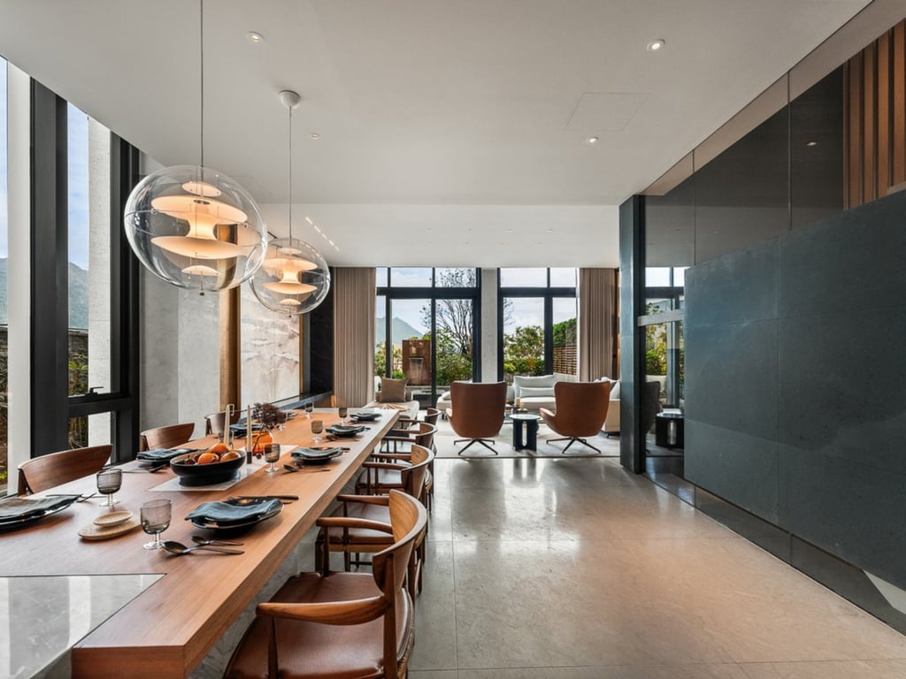 Lucca Avenue Hse 2
