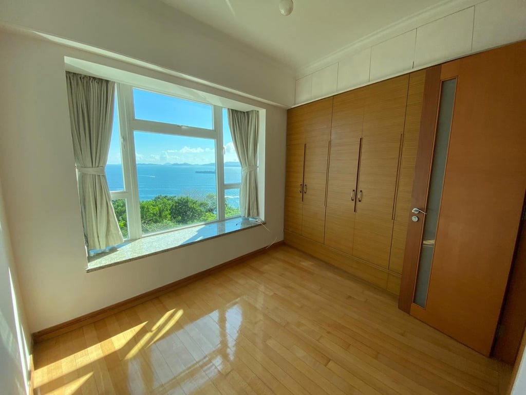 https://img.propertyraptor.com/cdn-cgi/imagedelivery/KD5bF_AFL0JDTbKLWF7z9g/ap8/ap8_001/hornet/prp/img/15ed3b265337a33fef4ba15001bfeea2-wtm.jpg/public