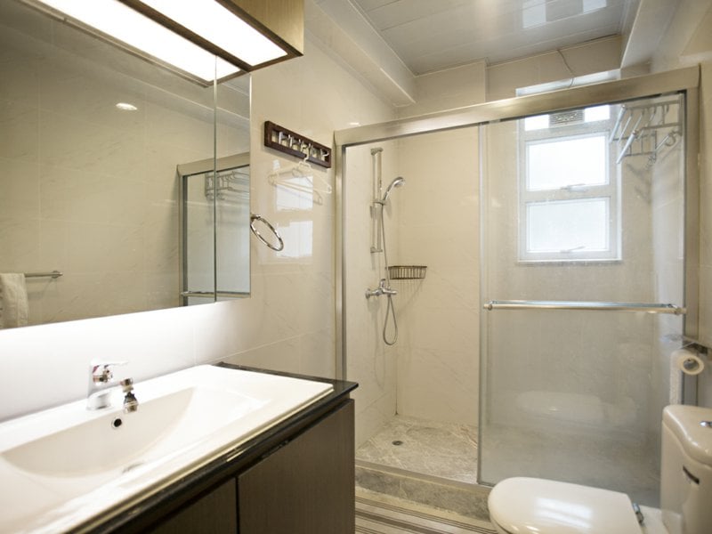 https://img.propertyraptor.com/cdn-cgi/imagedelivery/KD5bF_AFL0JDTbKLWF7z9g/ap8/ap8_001/hornet/prp/img/16bd692ca88d03b03f0c65aadcb1c928.jpg/public