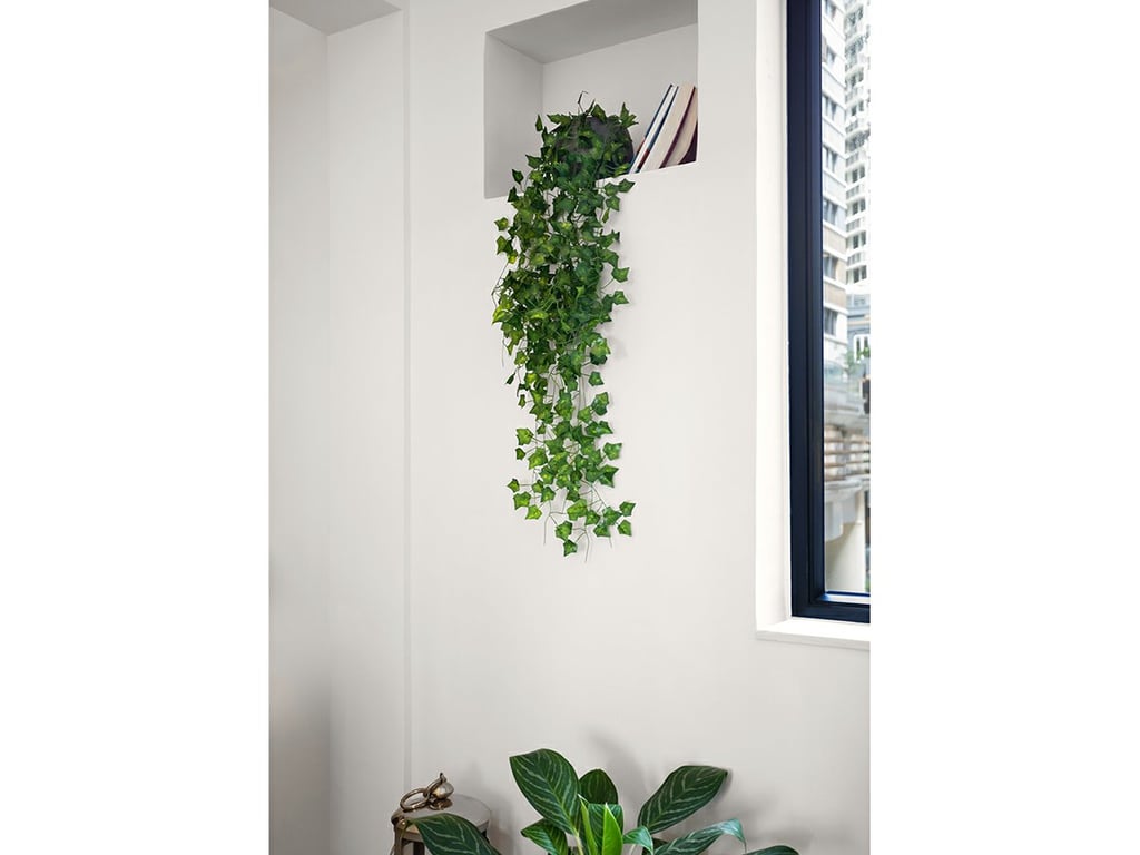 https://img.propertyraptor.com/cdn-cgi/imagedelivery/KD5bF_AFL0JDTbKLWF7z9g/ap8/ap8_001/hornet/prp/img/17161e5e9de6e5d70dd2ce3c0229d63e.jpg/public