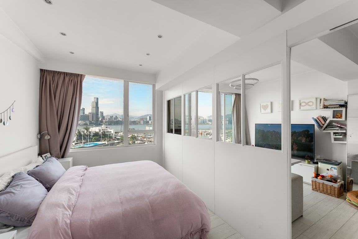 https://img.propertyraptor.com/cdn-cgi/imagedelivery/KD5bF_AFL0JDTbKLWF7z9g/ap8/ap8_001/hornet/prp/img/1746b29a4fc1a88d81ca884c06554821-wtm.jpg/public