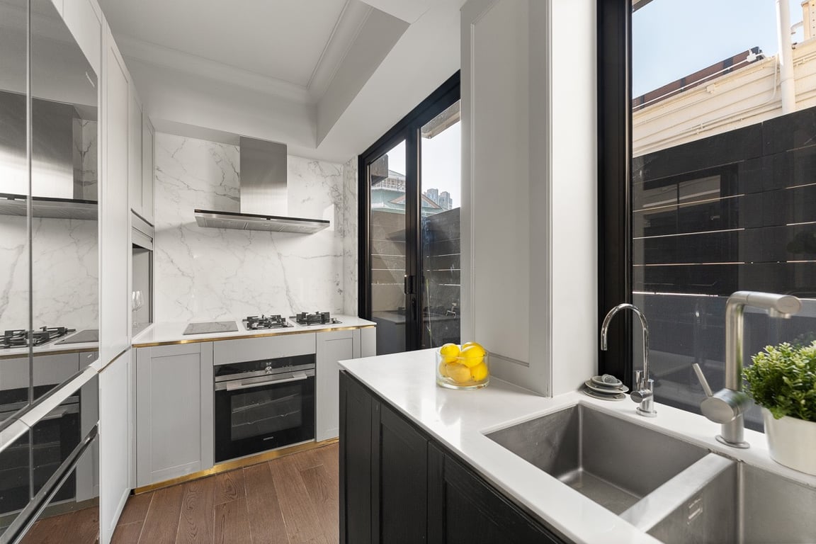 https://img.propertyraptor.com/cdn-cgi/imagedelivery/KD5bF_AFL0JDTbKLWF7z9g/ap8/ap8_001/hornet/prp/img/176cb81c08f61725a8fd9c3546ddf1d9-wtm.jpg/public