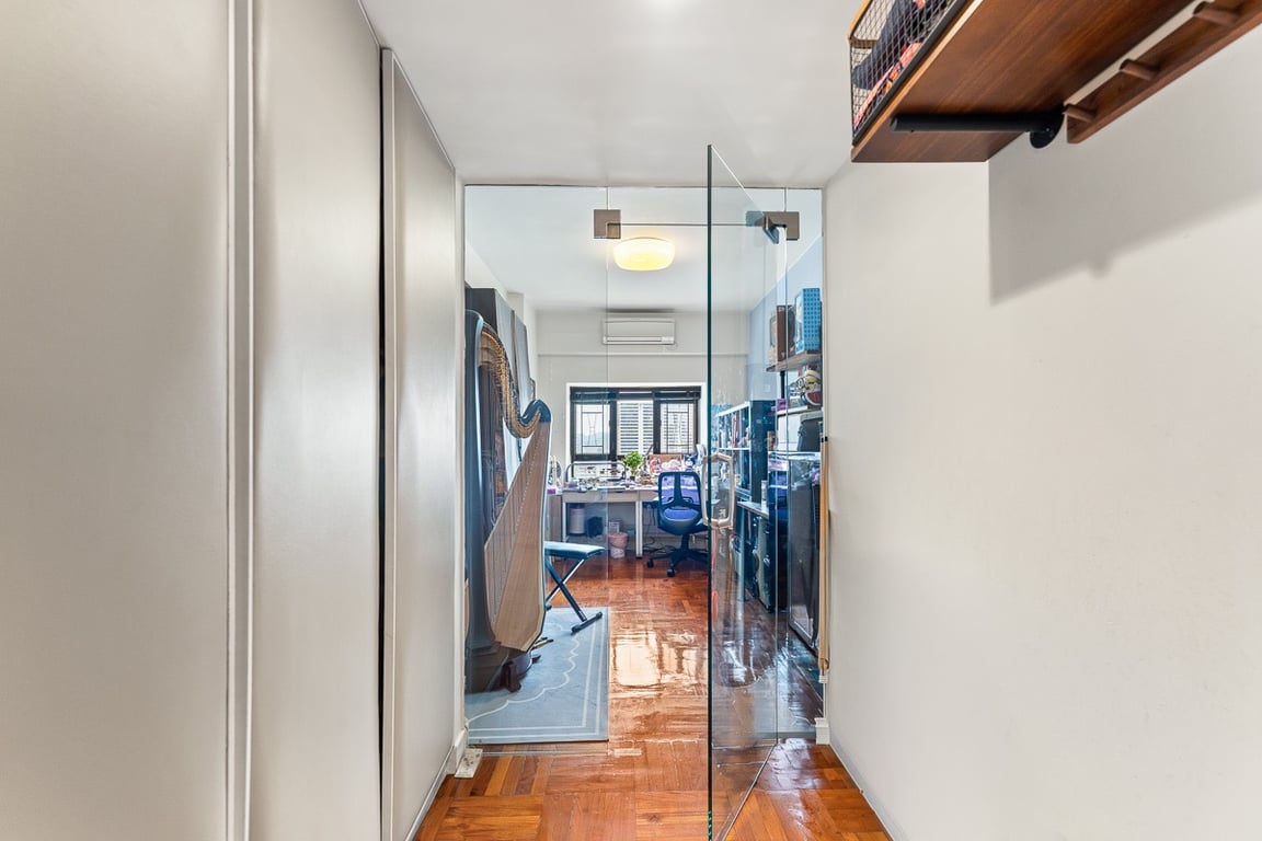 https://img.propertyraptor.com/cdn-cgi/imagedelivery/KD5bF_AFL0JDTbKLWF7z9g/ap8/ap8_001/hornet/prp/img/18117204871c407f092e942065b08715-wtm.jpg/public