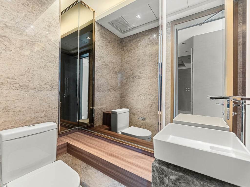 https://img.propertyraptor.com/cdn-cgi/imagedelivery/KD5bF_AFL0JDTbKLWF7z9g/ap8/ap8_001/hornet/prp/img/187add9d7132befb2c1b27c6db53ce55-wtm.jpg/public
