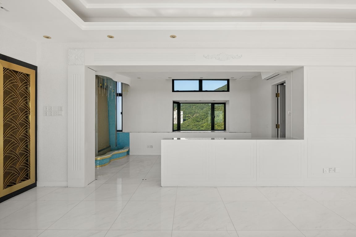 https://img.propertyraptor.com/cdn-cgi/imagedelivery/KD5bF_AFL0JDTbKLWF7z9g/ap8/ap8_001/hornet/prp/img/188e6a95c45291a2f83eb1141b480ffc-wtm.jpg/public