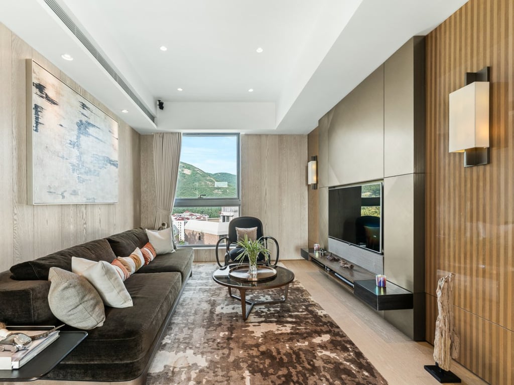 https://img.propertyraptor.com/cdn-cgi/imagedelivery/KD5bF_AFL0JDTbKLWF7z9g/ap8/ap8_001/hornet/prp/img/19308c843d932f90a9412941060bcba0-wtm.jpg/public