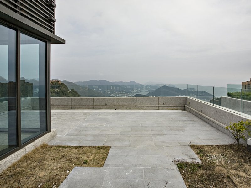 https://img.propertyraptor.com/cdn-cgi/imagedelivery/KD5bF_AFL0JDTbKLWF7z9g/ap8/ap8_001/hornet/prp/img/19ab24dcb1f0ff5031485384cac2857b.jpg/public