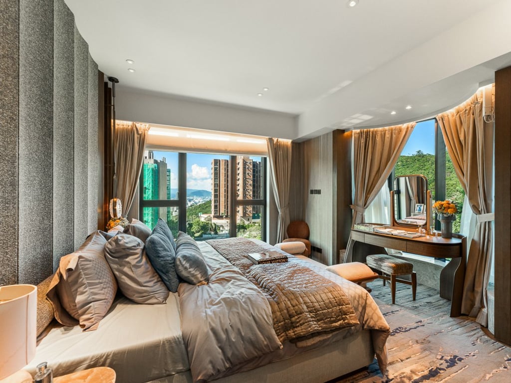 https://img.propertyraptor.com/cdn-cgi/imagedelivery/KD5bF_AFL0JDTbKLWF7z9g/ap8/ap8_001/hornet/prp/img/19bdc811d12bf98d8fd4c0c1ce7652ef-wtm.jpg/public