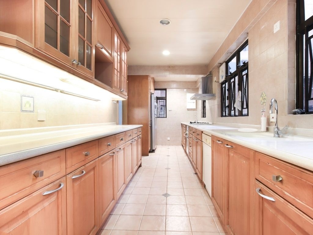 https://img.propertyraptor.com/cdn-cgi/imagedelivery/KD5bF_AFL0JDTbKLWF7z9g/ap8/ap8_001/hornet/prp/img/1a1baa39a0fa274ab2e688b5ca18e06e-wtm.jpg/public
