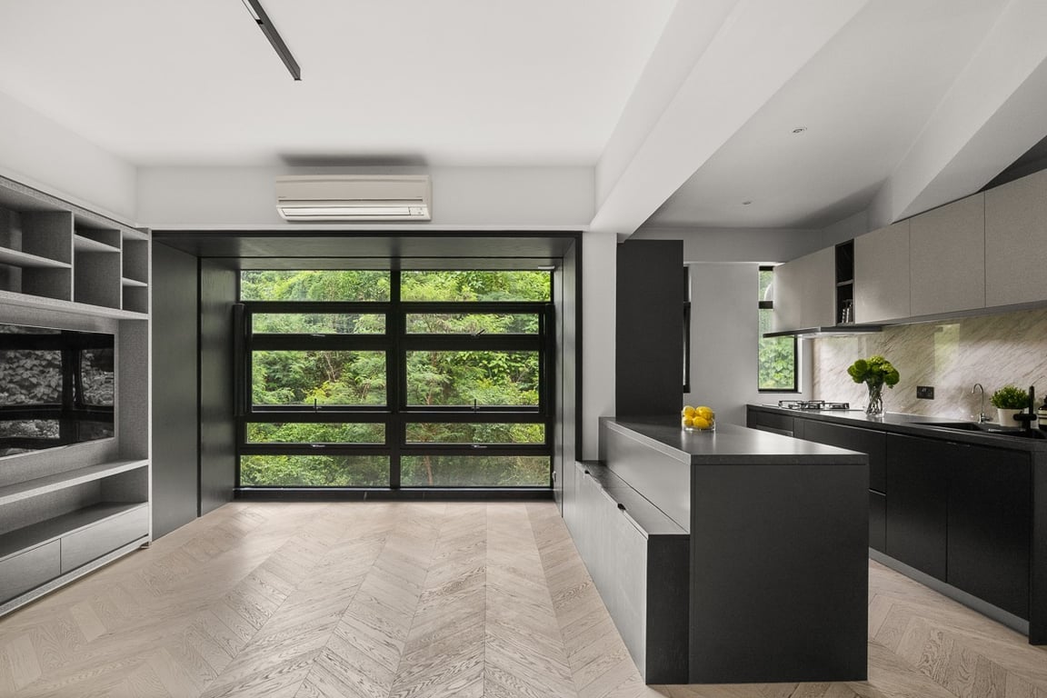 Sea Breeze Court