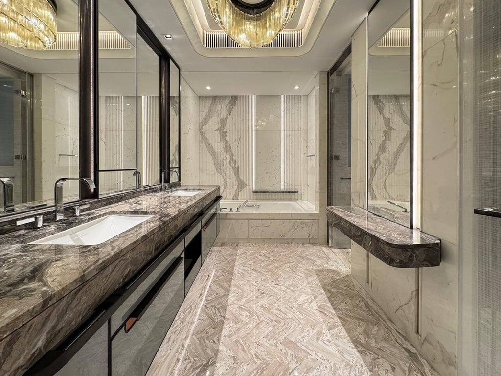 https://img.propertyraptor.com/cdn-cgi/imagedelivery/KD5bF_AFL0JDTbKLWF7z9g/ap8/ap8_001/hornet/prp/img/1b4e75a912a2a60cd15f5ae926c07a26-wtm.jpg/public