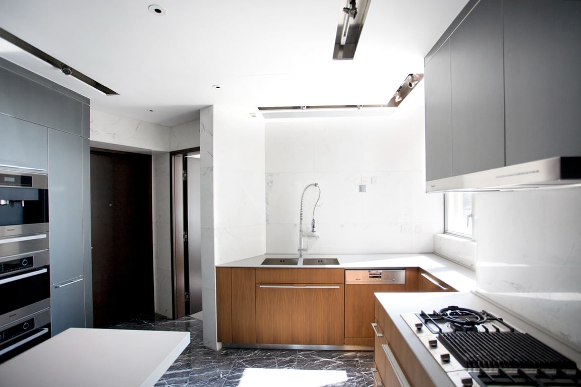 https://img.propertyraptor.com/cdn-cgi/imagedelivery/KD5bF_AFL0JDTbKLWF7z9g/ap8/ap8_001/hornet/prp/img/1b9d69d0e5cdf174f4fee9be554a43a6-wtm.jpg/public