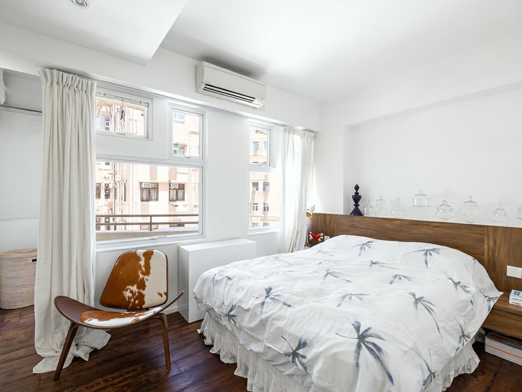 https://img.propertyraptor.com/cdn-cgi/imagedelivery/KD5bF_AFL0JDTbKLWF7z9g/ap8/ap8_001/hornet/prp/img/1c94fc5e008f42ba1d116b6cfe6da368.jpg/public
