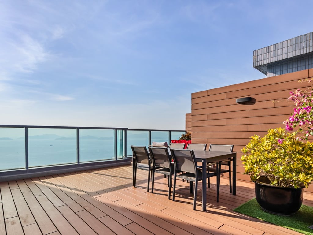 https://img.propertyraptor.com/cdn-cgi/imagedelivery/KD5bF_AFL0JDTbKLWF7z9g/ap8/ap8_001/hornet/prp/img/1ca33ee42b034ef3538eddaed83c9bac-wtm.jpg/public