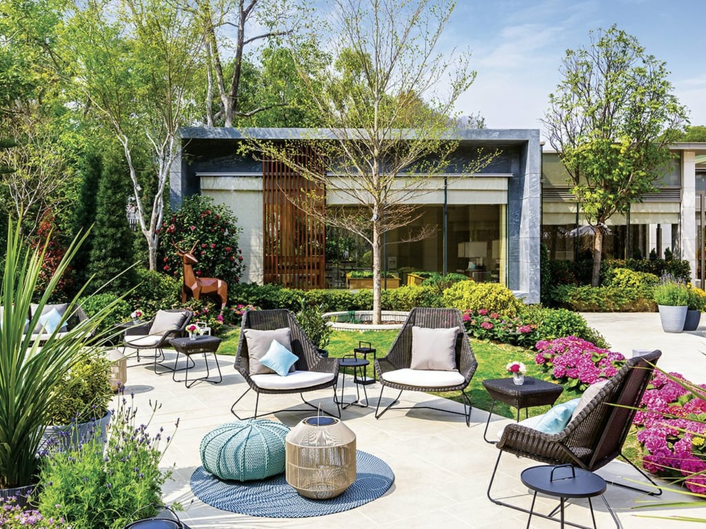 https://img.propertyraptor.com/cdn-cgi/imagedelivery/KD5bF_AFL0JDTbKLWF7z9g/ap8/ap8_001/hornet/prp/img/1cabd491729339b0d8f1ee54e859263f.jpg/public