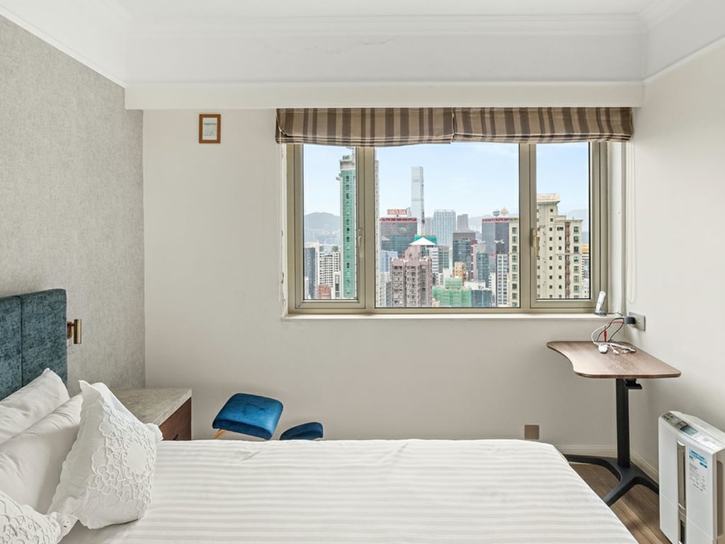 https://img.propertyraptor.com/cdn-cgi/imagedelivery/KD5bF_AFL0JDTbKLWF7z9g/ap8/ap8_001/hornet/prp/img/1d67b5fa9066d93133c36c82b2458519.jpg/public