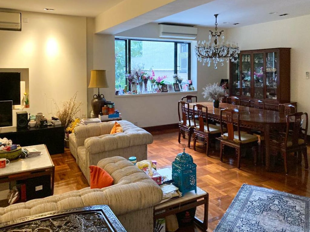https://img.propertyraptor.com/cdn-cgi/imagedelivery/KD5bF_AFL0JDTbKLWF7z9g/ap8/ap8_001/hornet/prp/img/1d868df25bf6045c0b4ba505c9c7ec57.jpg/public