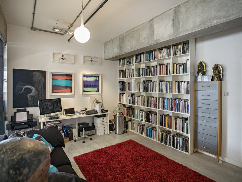 https://img.propertyraptor.com/cdn-cgi/imagedelivery/KD5bF_AFL0JDTbKLWF7z9g/ap8/ap8_001/hornet/prp/img/1e8420fb70fa785a6a5d43e03ea18719.jpg/public