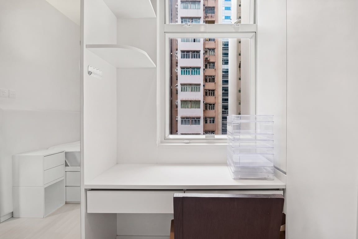 https://img.propertyraptor.com/cdn-cgi/imagedelivery/KD5bF_AFL0JDTbKLWF7z9g/ap8/ap8_001/hornet/prp/img/1e8595026705b6fff1c0c3de49670208-wtm.jpg/public