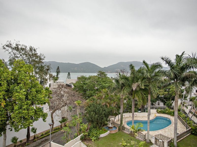 https://img.propertyraptor.com/cdn-cgi/imagedelivery/KD5bF_AFL0JDTbKLWF7z9g/ap8/ap8_001/hornet/prp/img/1e9b28fd5906c3764baa2bd03bb9cf58.jpg/public