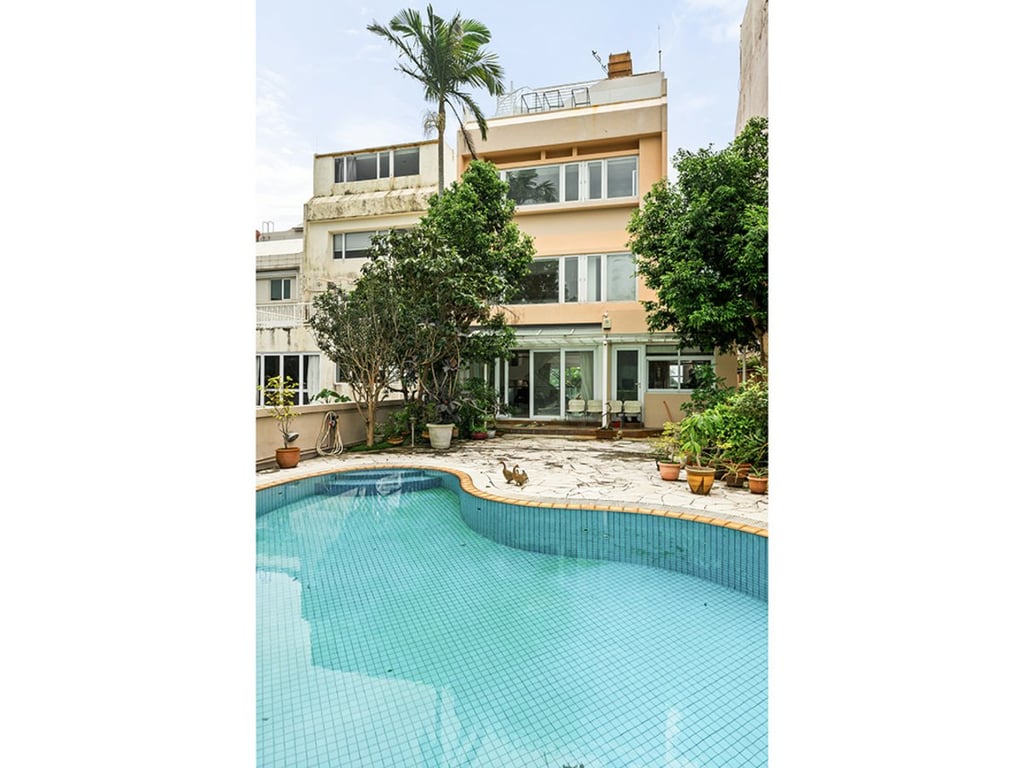 Manly Villa
