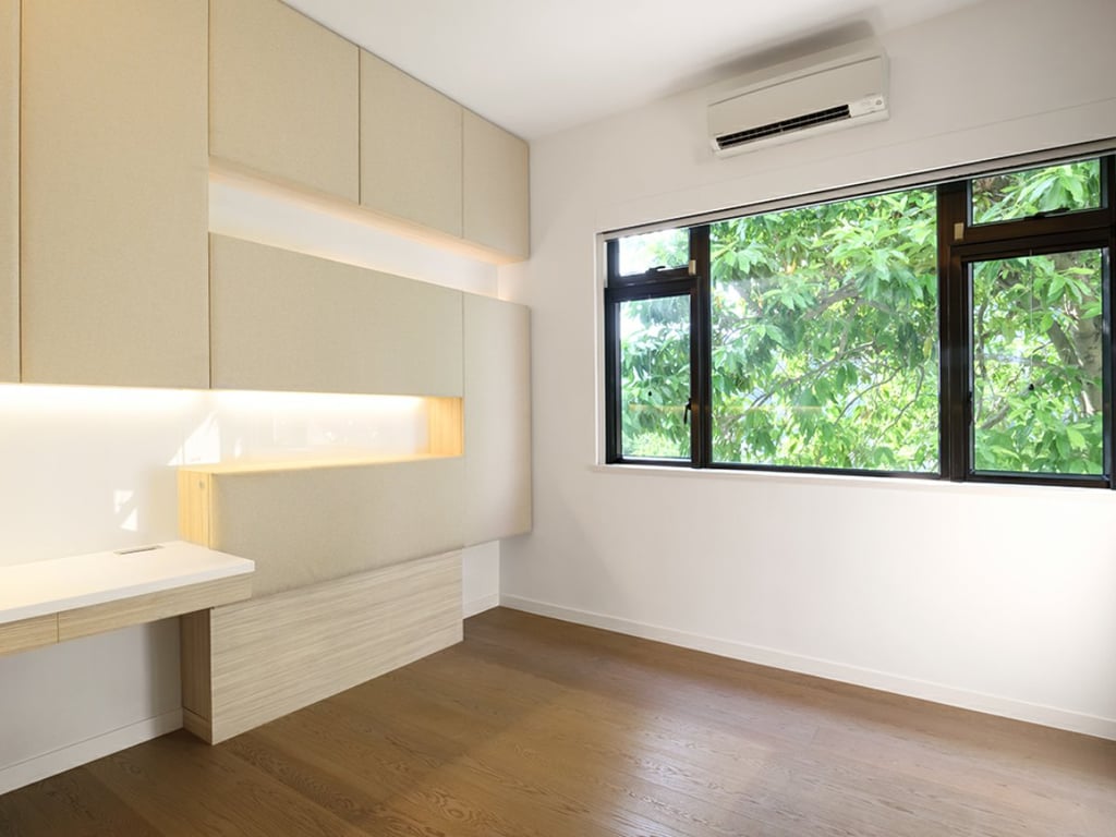 https://img.propertyraptor.com/cdn-cgi/imagedelivery/KD5bF_AFL0JDTbKLWF7z9g/ap8/ap8_001/hornet/prp/img/1f3172e235505ba88a421bcbcb534265.jpg/public